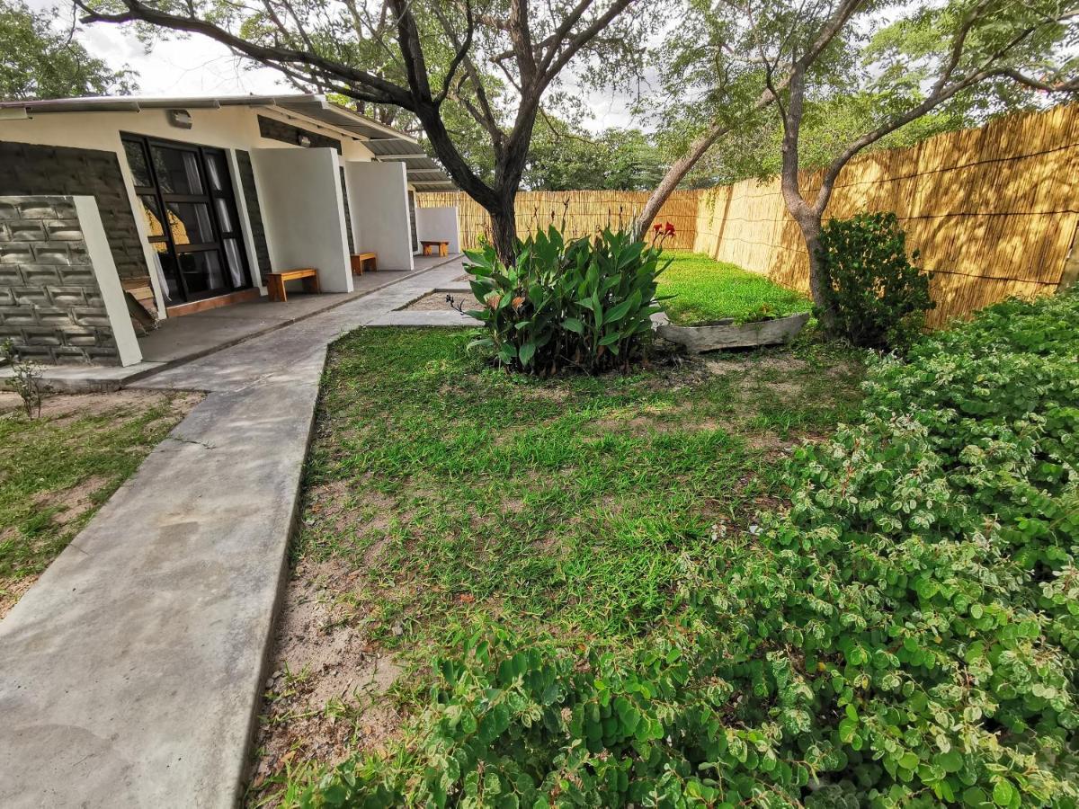 Happy Forest B&B Katima Mulilo Exterior foto
