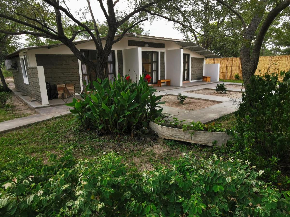 Happy Forest B&B Katima Mulilo Exterior foto