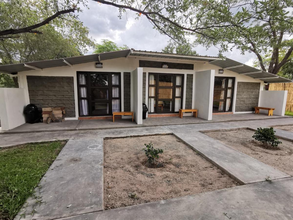 Happy Forest B&B Katima Mulilo Exterior foto