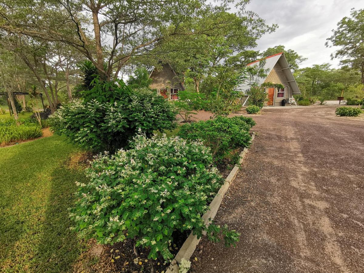 Happy Forest B&B Katima Mulilo Exterior foto