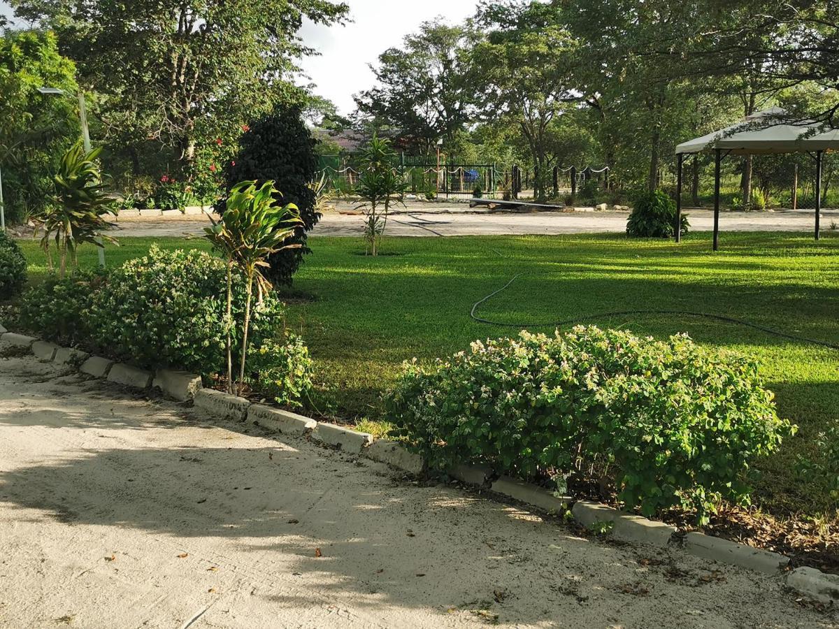 Happy Forest B&B Katima Mulilo Exterior foto