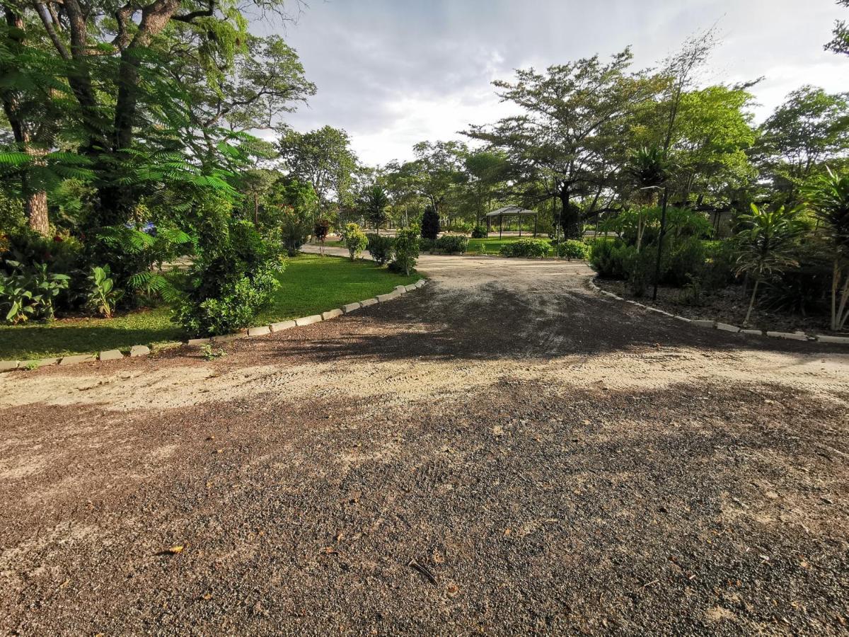 Happy Forest B&B Katima Mulilo Exterior foto